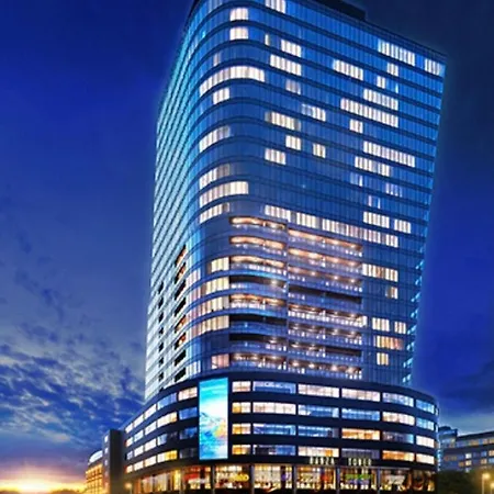 Hanza Tower White 23 Pool & Jacussi Appartement